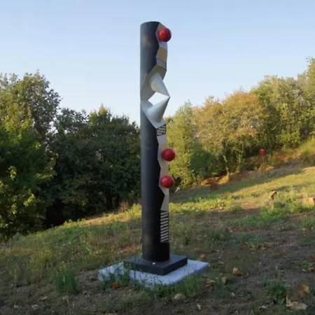 Casa Nel Bosco D'Arte Corti